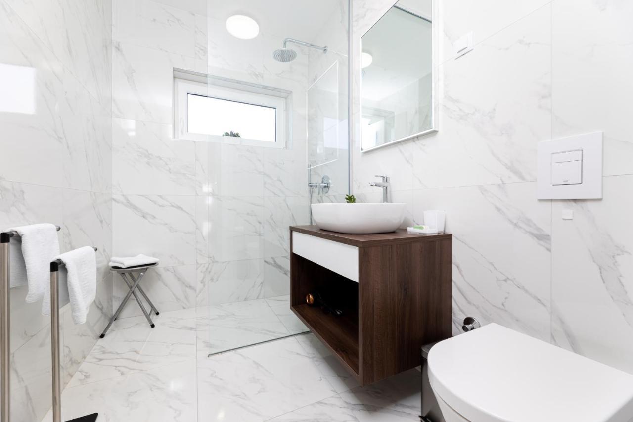 Sun Residence Krk クルク エクステリア 写真